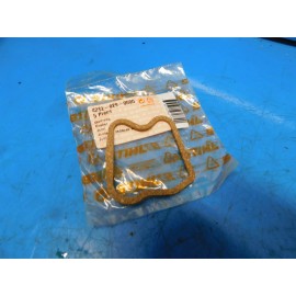 STIHL NEW VALVE COVER GASKET FOR STIHL BLOWER BR500 BR550 BR600    ----    BOX 1472 U
