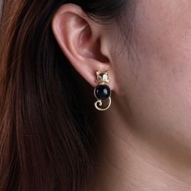 Inateannal Punk Cat Earrings Gold Cute Cat Earrings Black Round Crystal Earrings Gothic Cat Stud Earrings Crystal Cat Drop Earrings Jewelry for Women
