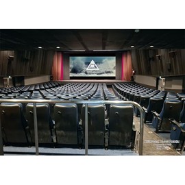 Cuties 300 Piece Jigsaw Puzzle (Made in Japan) 94 Cities in Japan "Marunouchi TOEI (2)" (26 x 38 cm) 300-450 with Glue Sponge Included