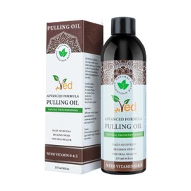 Coconut Pulling Oil Pulling Mouthwash with Tongue Scraper, Natural Coconut Oil and Mint Pulling with Vitamin D & E for Teeth Whitening, Fresh Breath, Healthier Teeth & Gum, Alcohol Free, 237ml.
