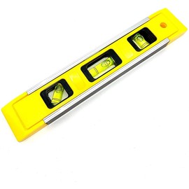 Spirit Level Magnetic - Small, Unbreakable and Magnetic Torpedo Level with 2 Level Bubbles - Boat Level - Scaffold Level for Builders, Home DIY, Brick Laying Assorted Colour