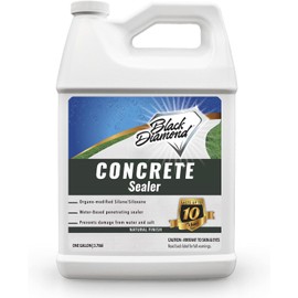 Concrete Sealer Clear Penetrating Waterproofing Spray. The Best Most Durable Sealant for Driveways, Cement Patio Pavers, Brick, Stone Or Any Outdoor Hard Surface. Easy, Long-Lasting Natural Look.
