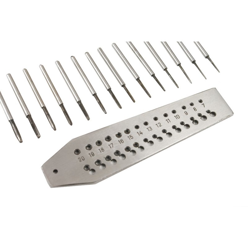Tap and Die Set 15 pcs. In a Wooden Box