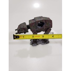 Space Battle Tank – Small Sci-Fi Aquarium Ornament, Hand-Painted & Non-Toxic, Safe for Freshwater & Saltwater – 4.1" x 1.8" x 3.3"