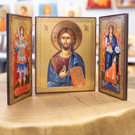 Orthodox Triptych Icon – Folding Wooden Byzantine Icon – Christian Religious Home Decor & Gift (Christ Blessing - Iviron Monastery)