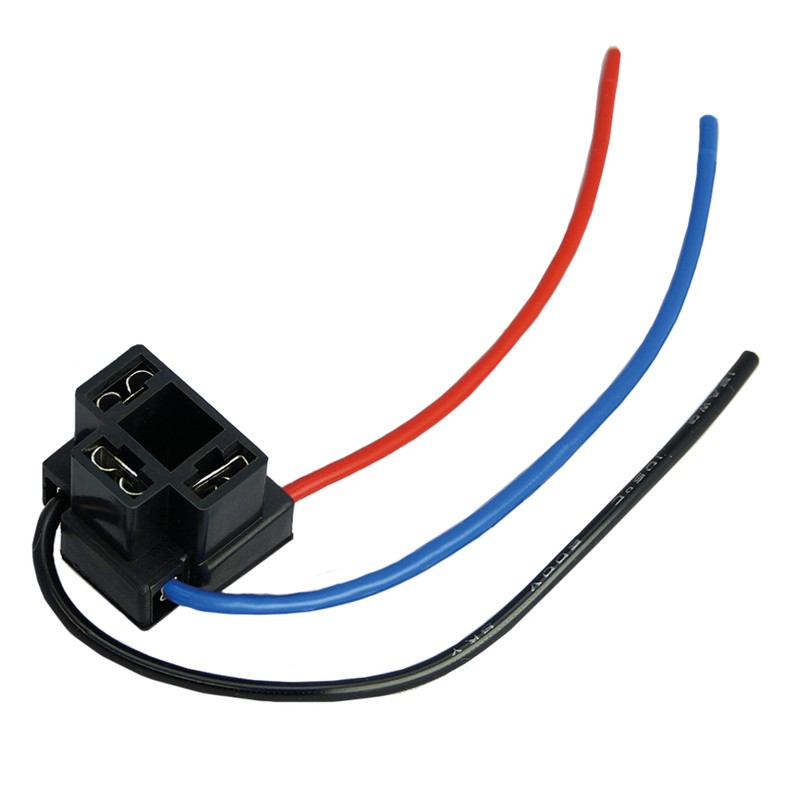 L & P Car Design 2 x H4 Lamps Socket