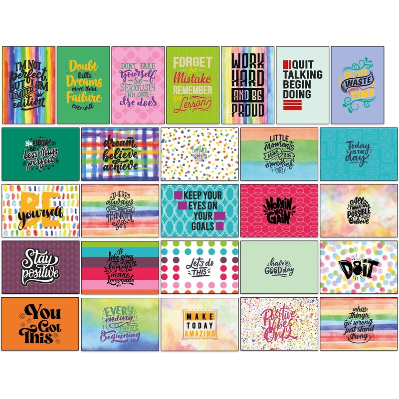 100 Postcards with Motivational Sayings on the Front
