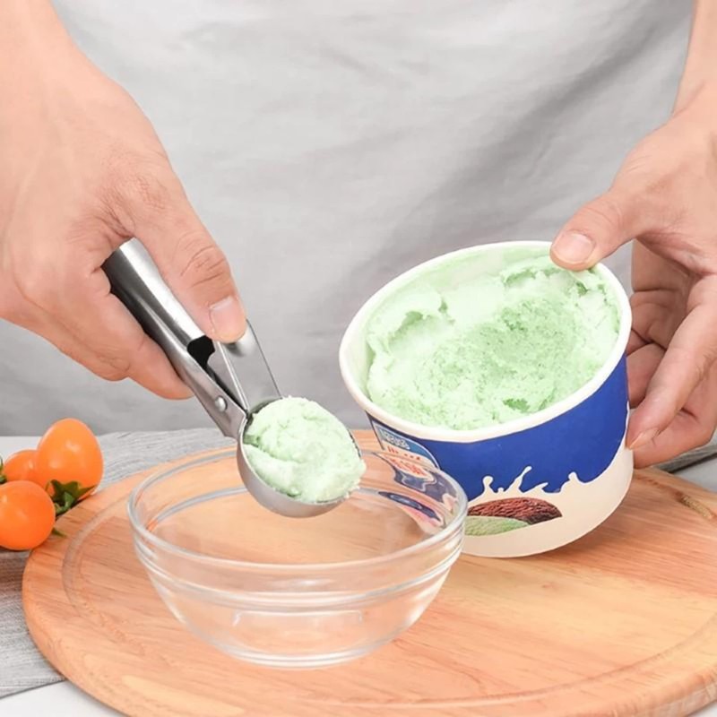 Le Regalo 9-Piece Ice Cream Serving Set - 4 Cups,