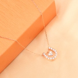QIIER Horseshoe Charm Necklace Rose Gold Lucky Horseshoe with Love Heart Pendant Necklace Girlfriend Present Daughter Christmas Idea (rose gold)