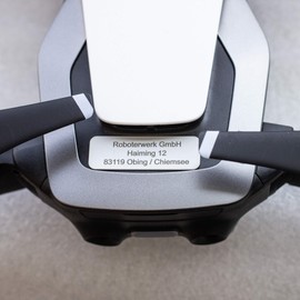 Roboterwerk Drone License Plate - 3 Lines, Name Plate and/or with e-ID Required from 2021, 30 x 10 mm, Anodised Aluminium Silver