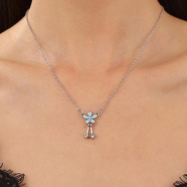 Xduargs Boho Resin Flower Choker Necklace Vintage Crystal Flower Pendant Necklace Silver Blue Floral Flower Necklace Minimalist Flower Petal Chain Necklace Jewelry for Women and Girls