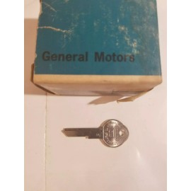 General Motors NOS 1967 GM Trunk and Glove Box Secondary “B” Key # 7033455 Qty 1