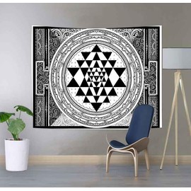 SHRAPHY Sri Yantra Tapestry 60x40 Inches Sitting Meditation Tapestry Holy Geometry Black and White Art Tapestry Wall Hanging for Bedroom Living Room GTXTUH163