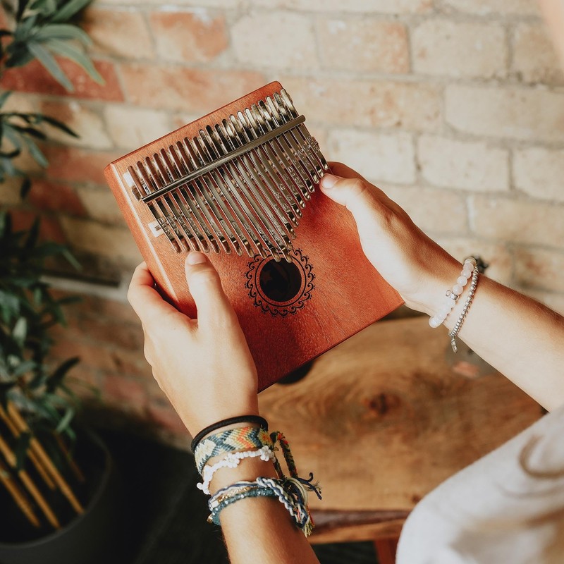A-Star 21 Key Kalimba Thumb Piano with Mahogany Body -