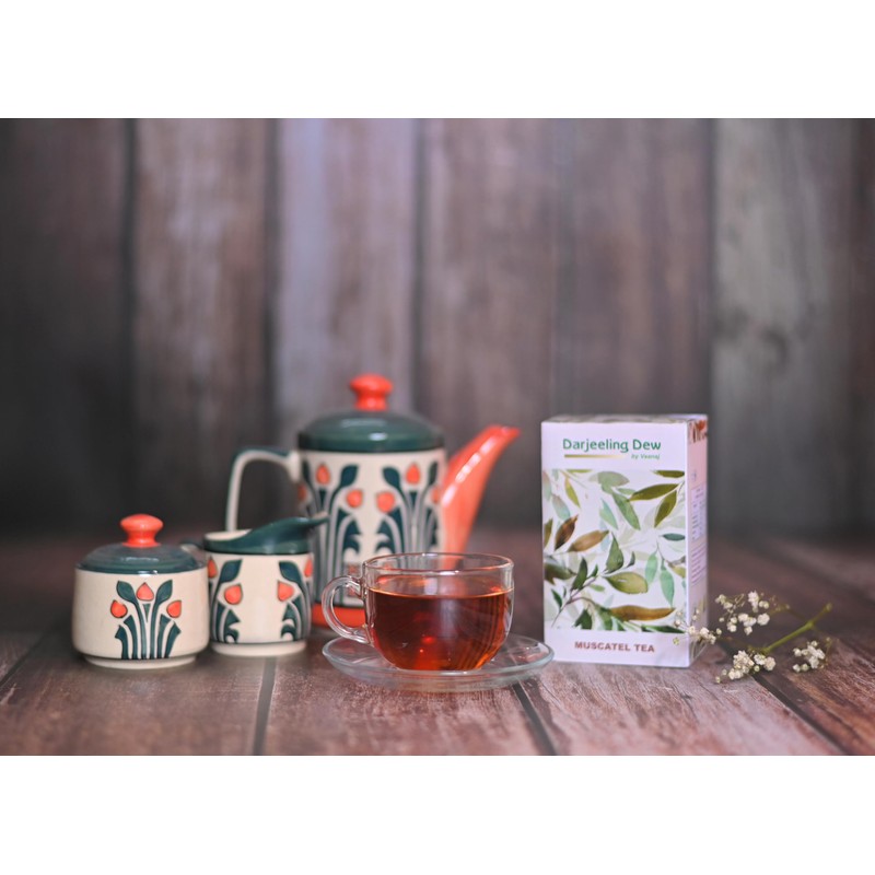Darjeeling Dew Muscatel Tea by Vaanaj, Premium Loose Leaf Black