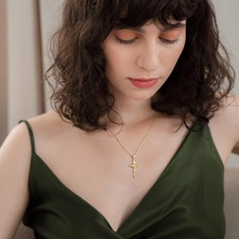 TAKUGI Cross Necklace 14K Gold Cross Necklaces for Women Small Cross Chain Crucifix Necklace Women (Gold)