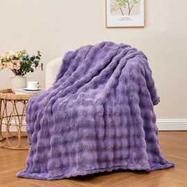 Wajade Fleece Throw Blanket Bubble Faux Fur Fluffy Bed Blanket Super Cosy Warm Large Blanket for Bed Sofa Car, Lilac 127x153CM