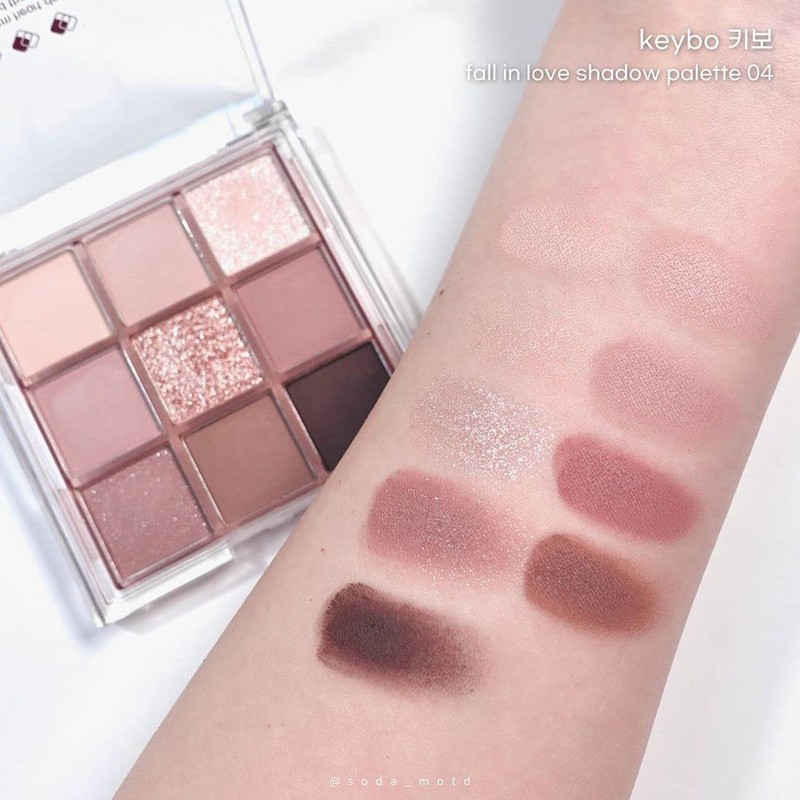 Keybo Korea FALL IN LOVE Eyeshadow Palette (04. Pastel Cotton