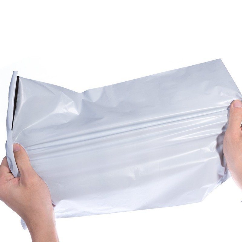 100 x 152mm x 228mm Plastic Mailing Bags Waterproof Opaque