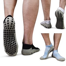 Grip Socks Gift for Men Non Slip Yoga Socks 3 Pairs Sticky Grip Thick Anti-Skid Pilates Socks Hospital Slipper House Socks (02 Black+white+blue, 10-13)