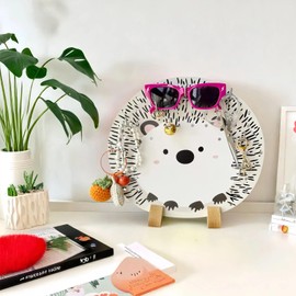 Mil.Yay Hedgehog-Shaped Pegboard – Cute MDF Desk & Wall Organiser (30 x 27.8cm) with Hooks – Animal Storage Board for Jewellery, Keys & Accessories – for Kids’ Room, Office or Entryway