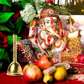 Indian Traditional Solid Brass Pooja Puja Bell Ghanti, Small Hand held service bell ,Loud Multi - Purpose Call Bell Hindu Festival Housewarming for Pooja Decoration Essentials Gift(Size:-4.5")