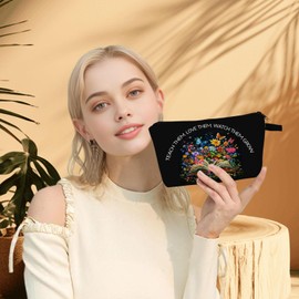 MoCaliduccious Inspirational Teacher Gifts: Cosmetic Case & Makeup Bag Teacher Appreciation Gifts for Women Teachers Pencil Pouch New Daycare Future Teachers Unique Small Makeup Cosmetic Bags Zipper