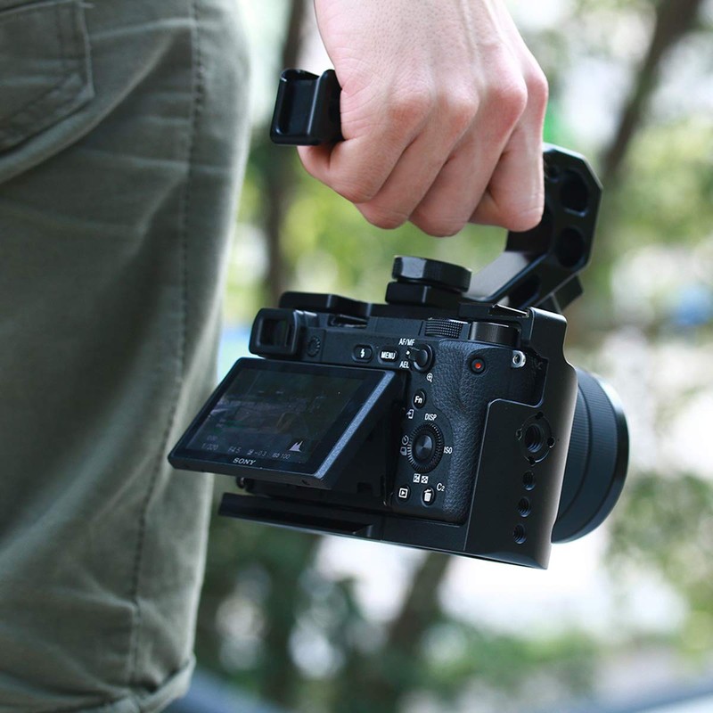 UURig R008 Camera DSLR Handle with ARRI Hole for Sony