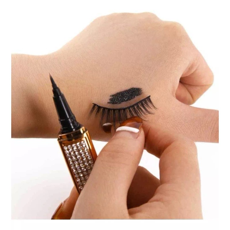 JR Delineador Líquido Con Pegamento Para Pestañas