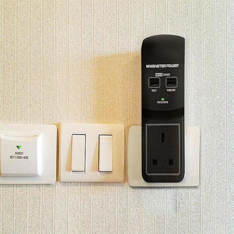 Monster Power Core 100 USB - UK - surge protector