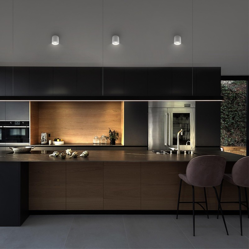 Ledvion Surface-mounted spotlight, round, GU10 socket, white, GU10, diameter 80