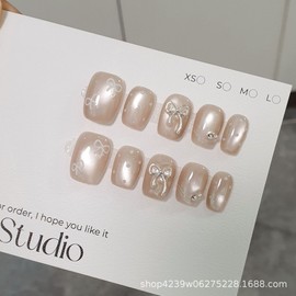 [Overseas] Luxury nail stickers, pure hand-worn nails, high-quality chasing light, cat's eye, clear white, moonlight S/short oval 4ea