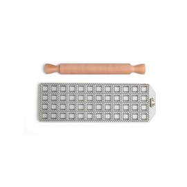 Marcato Ravioli Maker Mould, Makes 4-Dozen 1-Inch Squares, Made in Italy, Matte