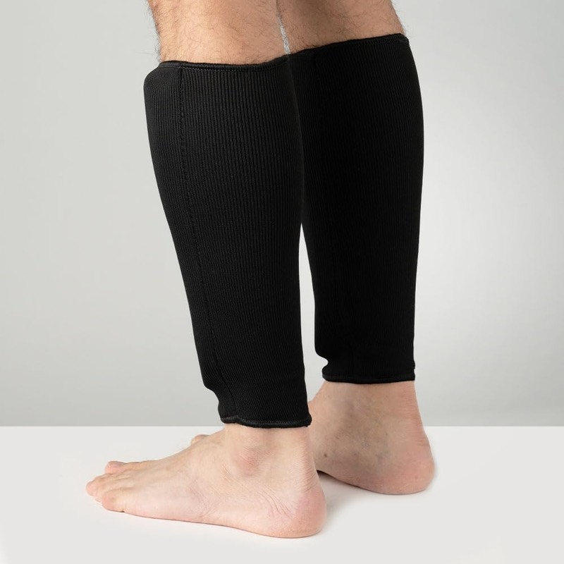 Blitz Elastic Shin Pads - White - Small