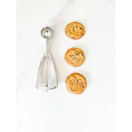 Jenaluca Cookie Scoop & Mini Cupcake Scoop - 18/8 Stainless Steel (Medium Scoop)