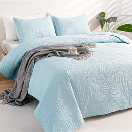 OARAGE Twin Quilt Bedding Set Aqua Blue Soft Lightweight Bedspread with Leaf Pattern Ultrasonic Microfiber Bed Coverlet for All Season (1 Quilt,1 Sham)