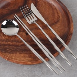 (NS Home Shopping) Helio Korean Stainless Steel 304 Moon Spoon Dinner Cutlery 4-Piece Set Silver 35329260 / (NS홈쇼핑)헬리오 국산스텐304 달수저 디너커트러리 4종세트 실버35329260