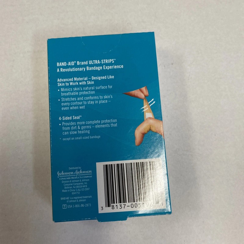 BAND-AID ( 2 ) Band-Aid Ultra - Strips 20 assorted