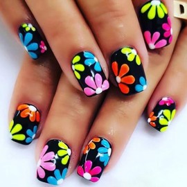 Colorful Flower Press on Nails Short Square Fake Nails Spring Summer False Nails Black Glue on Nails Reusable Acrylic Nails Glossy Full Cover Stick on Nails for Coquette Women Girls 24Pcs