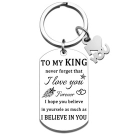 Husband Gifts from Wife Anniversary Keychain Gift for Husband Boyfriend to My King Keychain Best Birthday Gift for Boyfriend