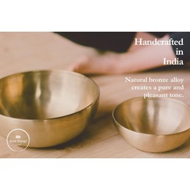 Sonic Energy Universal Series Singing Bowl - 700g - For Meditation & Sound Healing - Includes Case & Felt Ring (SB-U-700)