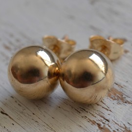 Classic 14k Yellow Gold Filled Ball Stud Earrings Round size 8mm Simple Minimalist studs