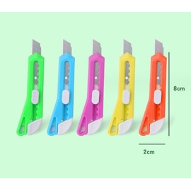 Pocket Box Cutter Mini Retractable Utility Knife Cutter Letter Opener, Random Color (Square head)