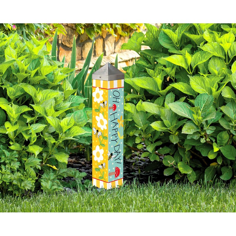 Studio M Bumbly Bees Art Pole Outdoor Decorative Garden Post,