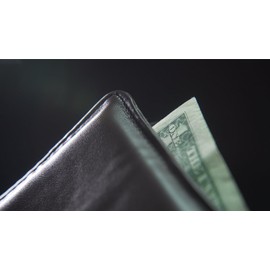 Easy Money Brown Wallet by Spencer Kennard, Magic Trick, Beginner, Close Up Magic, Street Magic