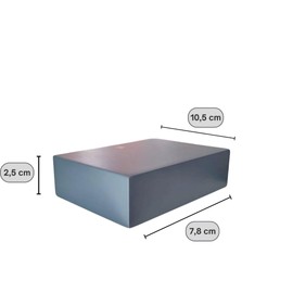 Umbra showcase wall shelf