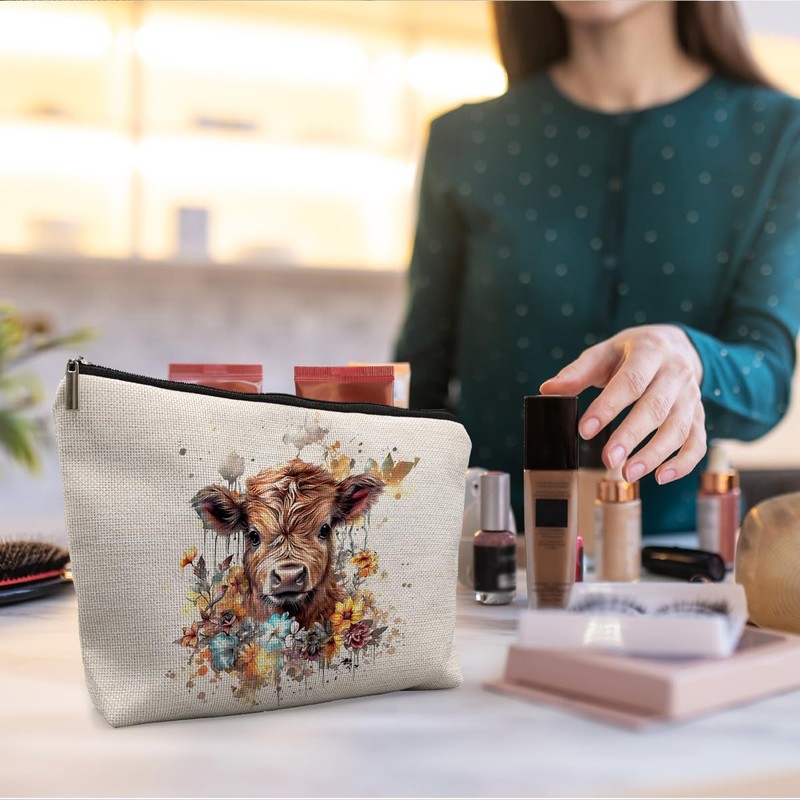 uinwk Highland Cow Gifts, Cow Makeup Bag, Cow Lover Gifts,