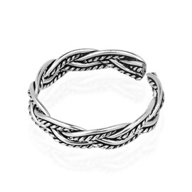 AeraVida Oxidized Celtic Weave Design Sterling Silver Toe Ring | Celtic Toe Rings for Women Sterling Silver | Sterling Silver Adjustable Toe Ring | Unisex Toe Ring