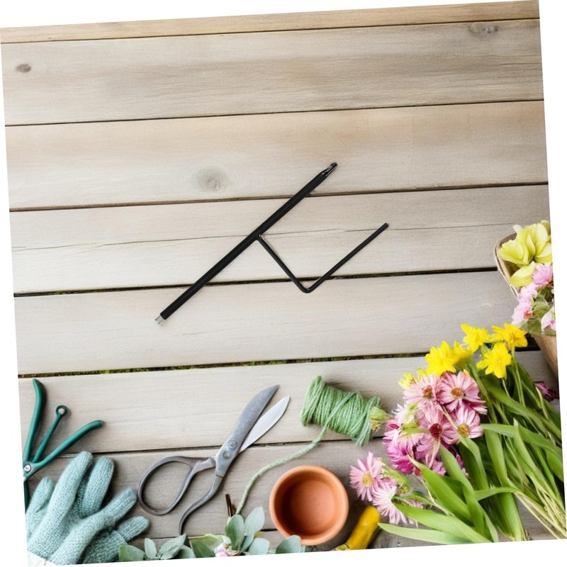 Kisangel 4pcs Outdoor Shepherd Hook Stand Durable Metal Garden Stakes
