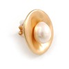 20mm Matt Gold Tone 'Shell' with Freshwater Pearl Bead Clip
